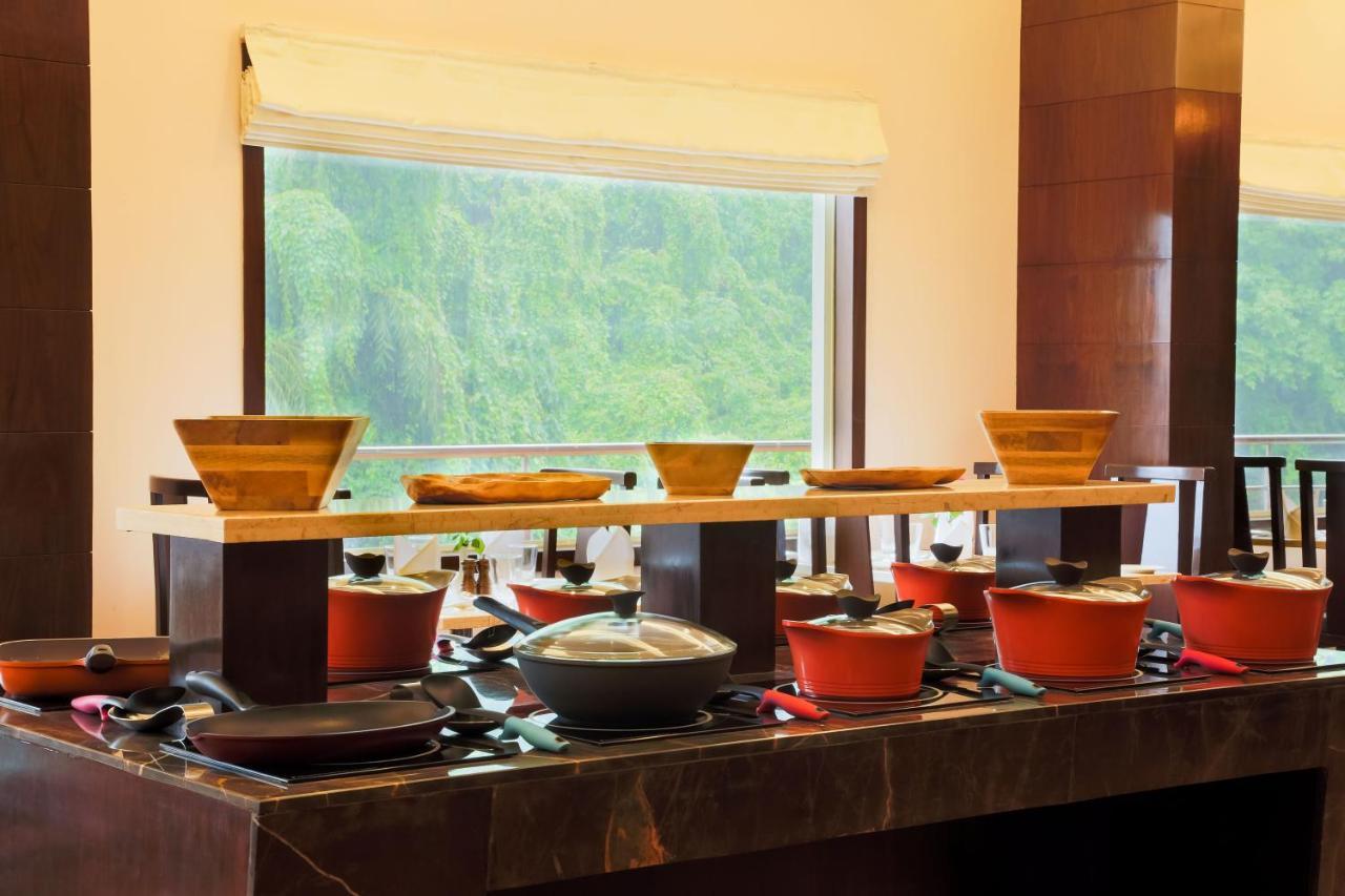 Hotel Central Park Manipal Zewnętrze zdjęcie