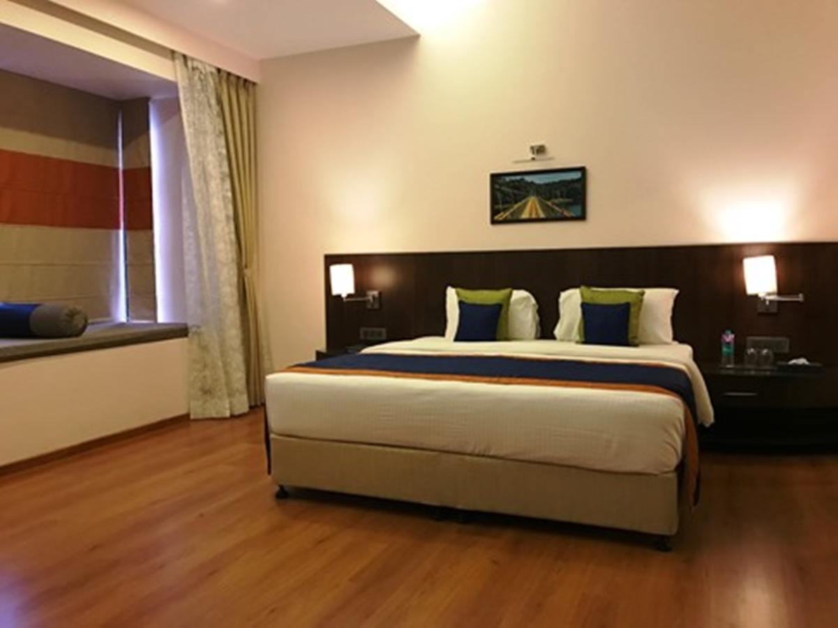 Hotel Central Park Manipal Zewnętrze zdjęcie